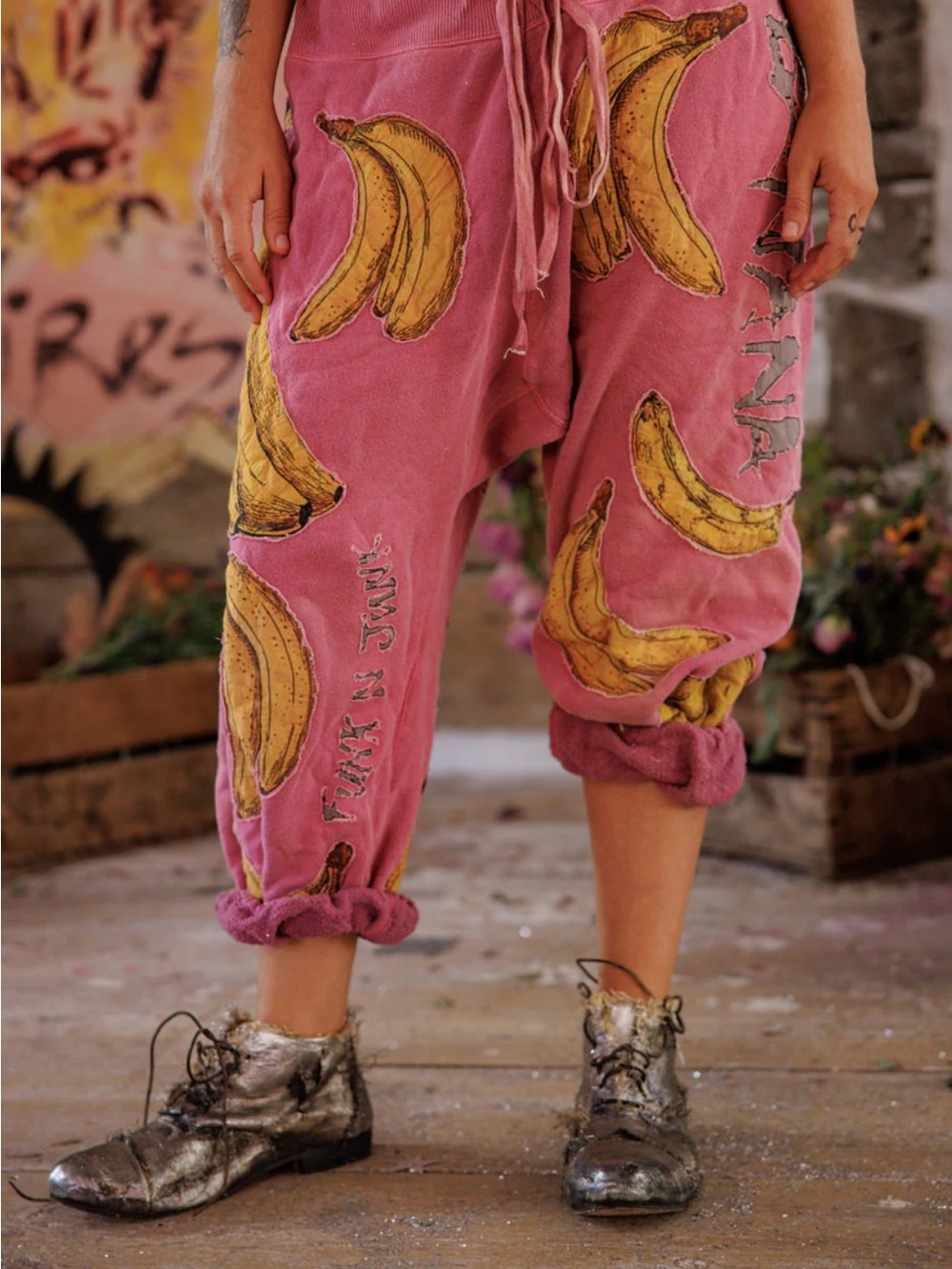 Magnolia Pearl Funk N'
Junk La Jolla Jogger Pant 964 Pink Guava, OS